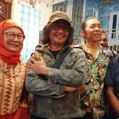 Peran Penting Bunda Iffet yang Membawa Sukses pada Grup Band Slank