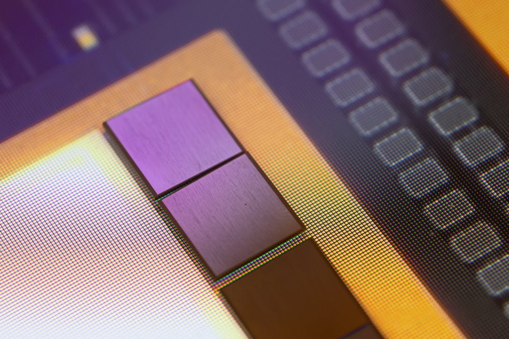 Qualcomm Prediksi Pendapatan Rendah Akibat Tarif Trump dan Perubahan Strategi Apple