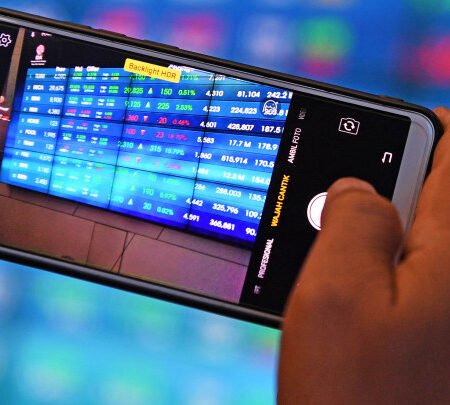 IHSG Dimulai di zona hijau, naik tipis 0,1%