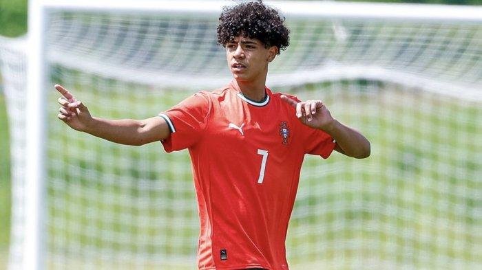Debut Cristiano Ronaldo Jr di Timnas U15 Portugal dengan Jersey No. 7, Sang Ayah Berbangga