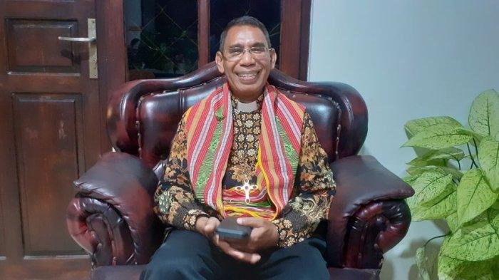 Uskup Atambua Mendorong Transformasi Bansos Menjadi Program Ekonomi Mix Farming Produktif